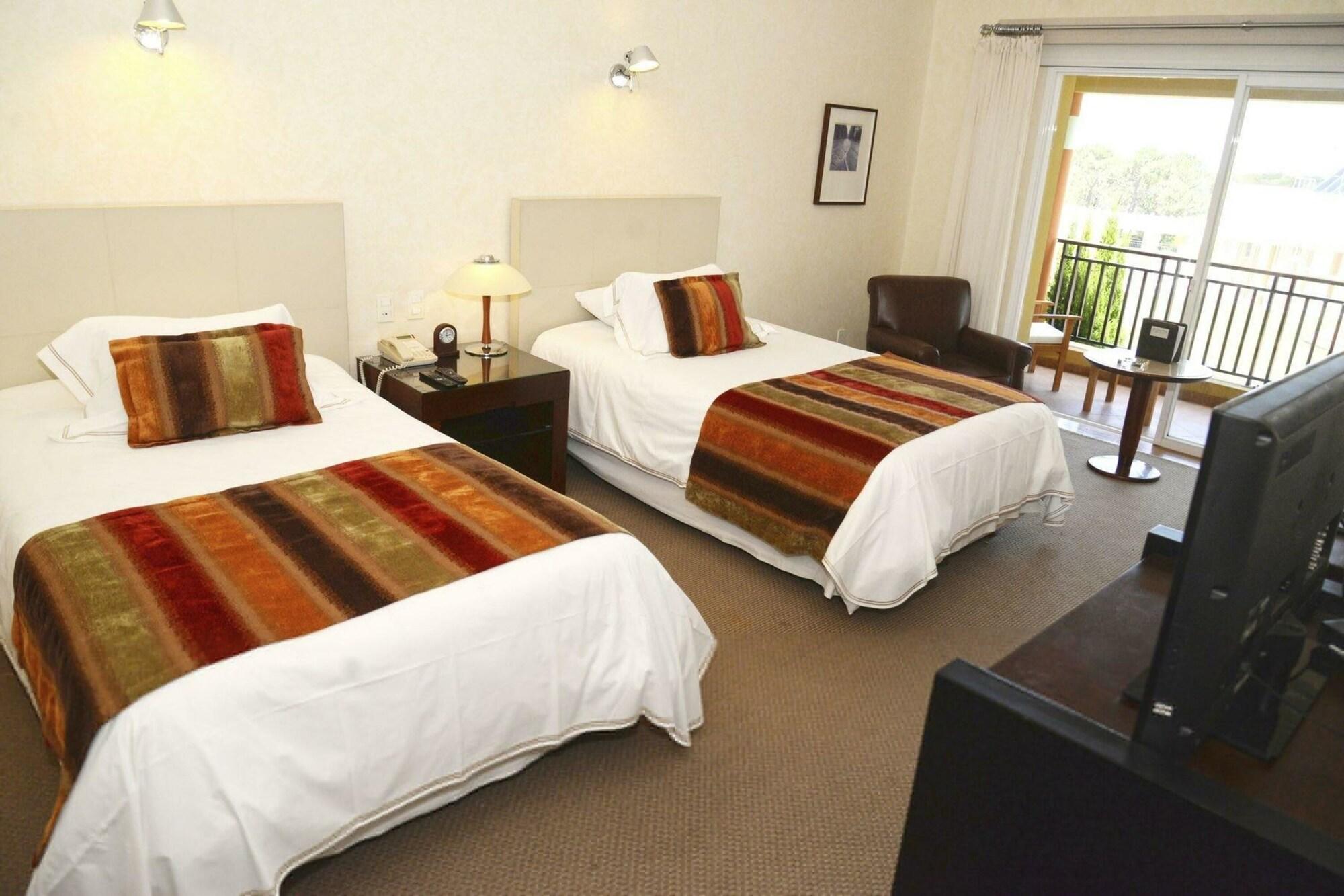 Mantra Resort Spa & Casino La Barra 외부 사진